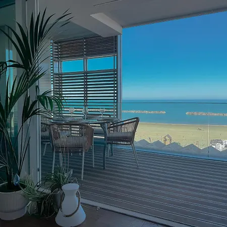 Beachfront, Furnished Terrace & Comfort By Host Hero Apartment Civitanova Marche