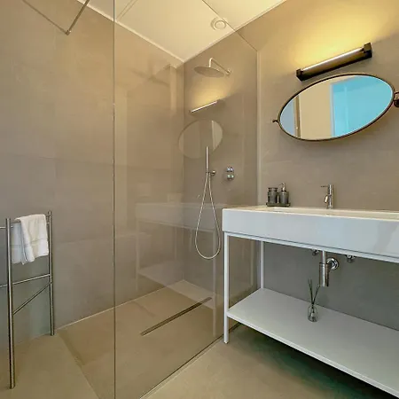 Apartment Beachfront, Furnished Terrace & Comfort By Host Hero Civitanova Marche