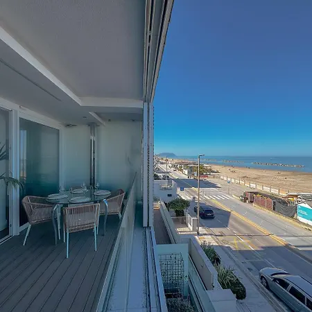 Beachfront, Furnished Terrace & Comfort By Host Hero * Civitanova Marche