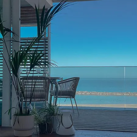 Beachfront, Furnished Terrace & Comfort By Host Hero * Civitanova Marche
